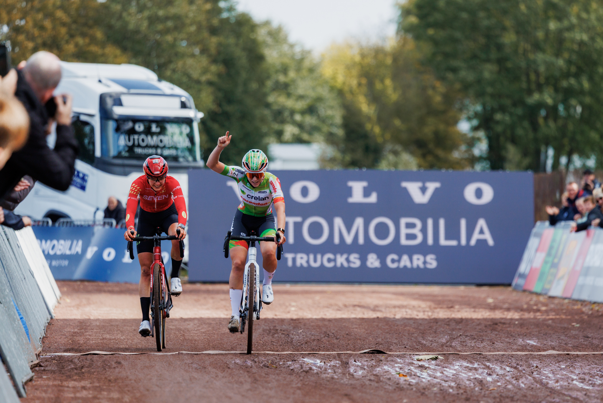 Van der Heijden wint duel met Van Alphen in Meulebeke